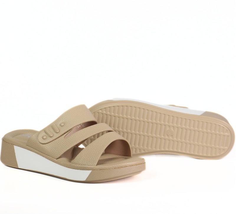 إس دي. فيلانو صنادل نسائية مسطحة مريحة | نعل مبطن ناعم لراحة القدم | صنادل خفيفة للاستخدام اليومي | تصميم سهل الارتداء | نعل داعم للمشي اليومي - Image 5